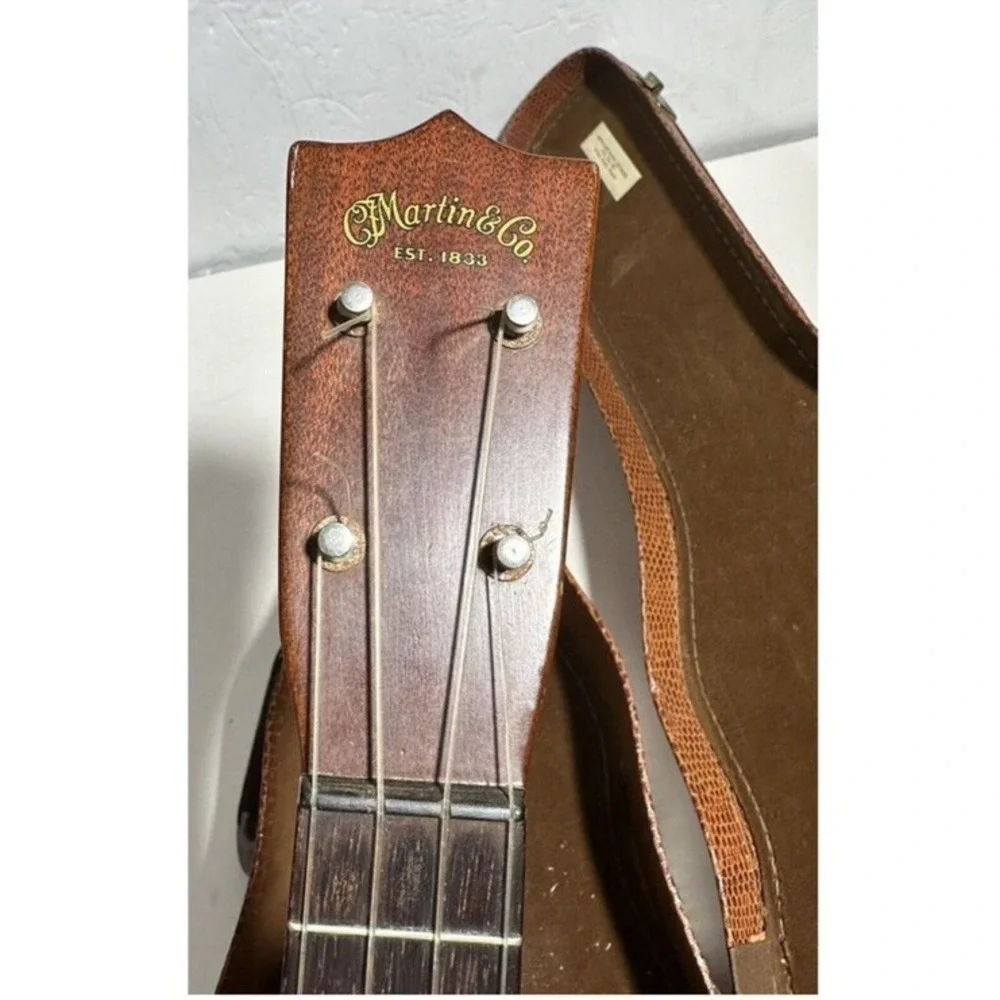 Martin & co 1940's mahogany Soprano style 0 Ukulele Vintage With case